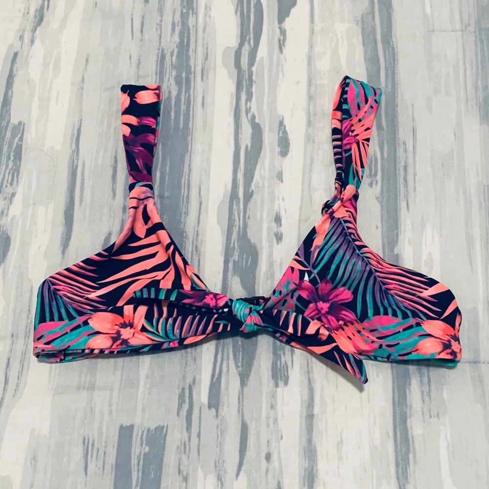 Blackbough Swim Izzy top